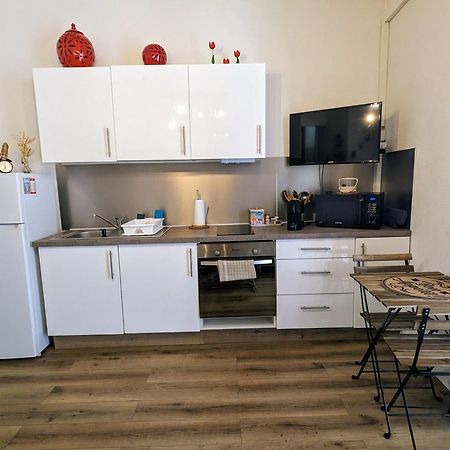 Appartement Cosy Proche Du Port Nice Luaran gambar