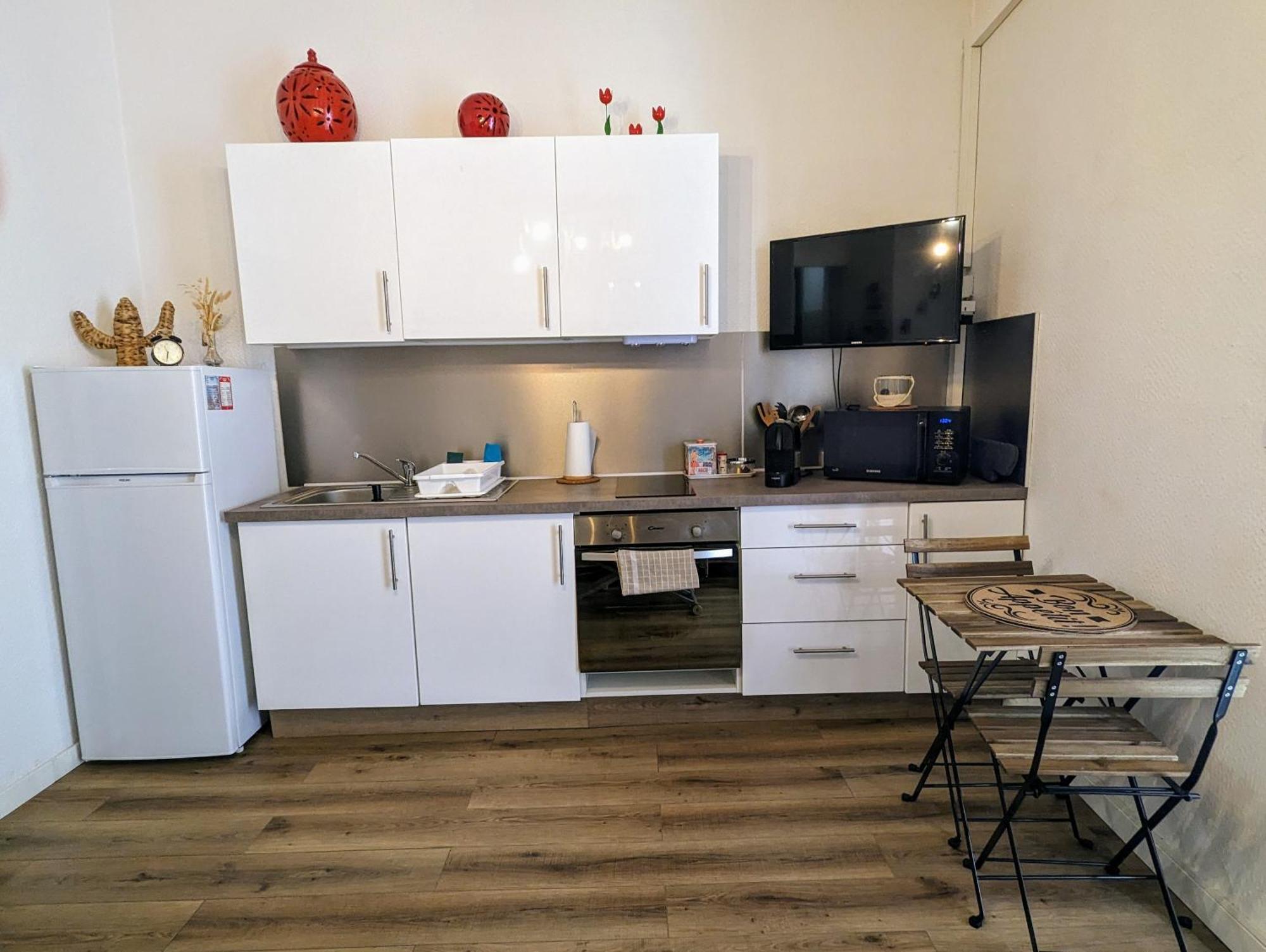 Appartement Cosy Proche Du Port Nice Luaran gambar